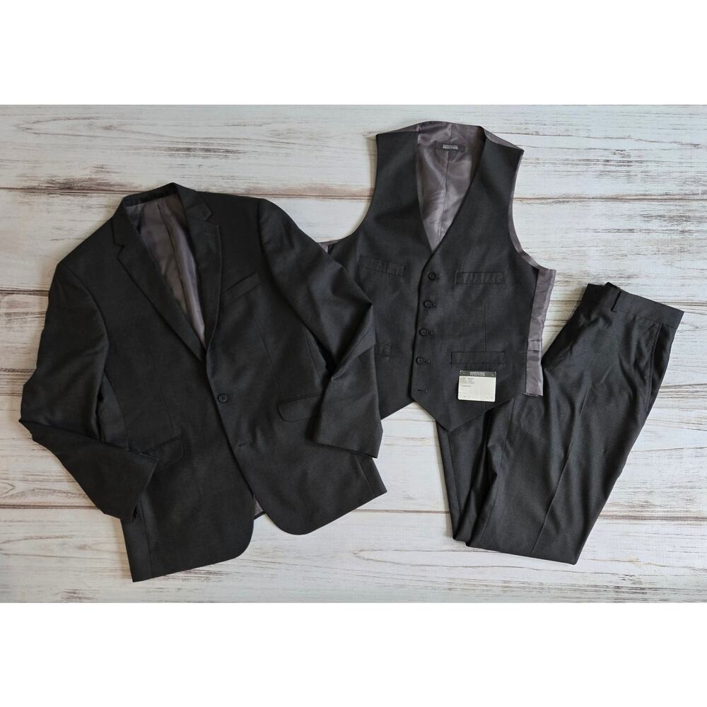 Kenneth Cole Charcoal Gray Suit Set